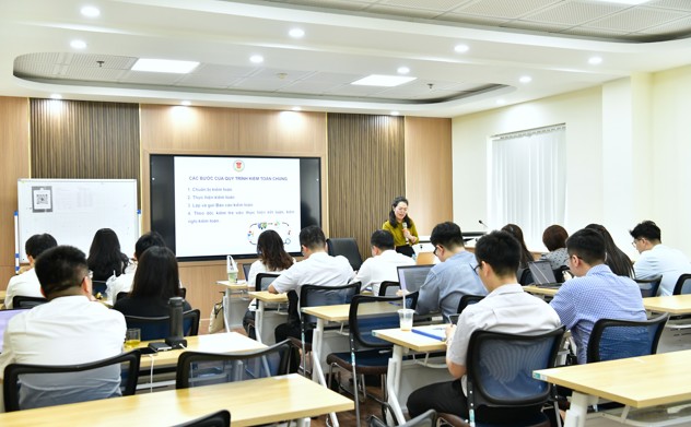 Khai giảng Lớp bồi dưỡng kỹ năng kiểm toán doanh nghiệp cấp độ 1