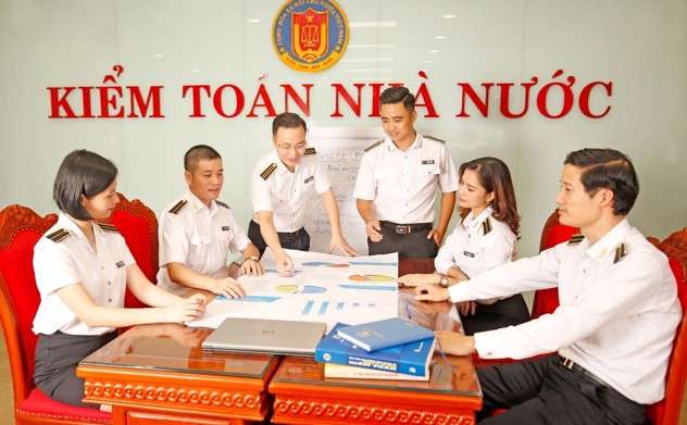 Cơ sở lý luận, thực tiễn Việt Nam và những luận cứ thuyết phục từ quản trị công minh bạch