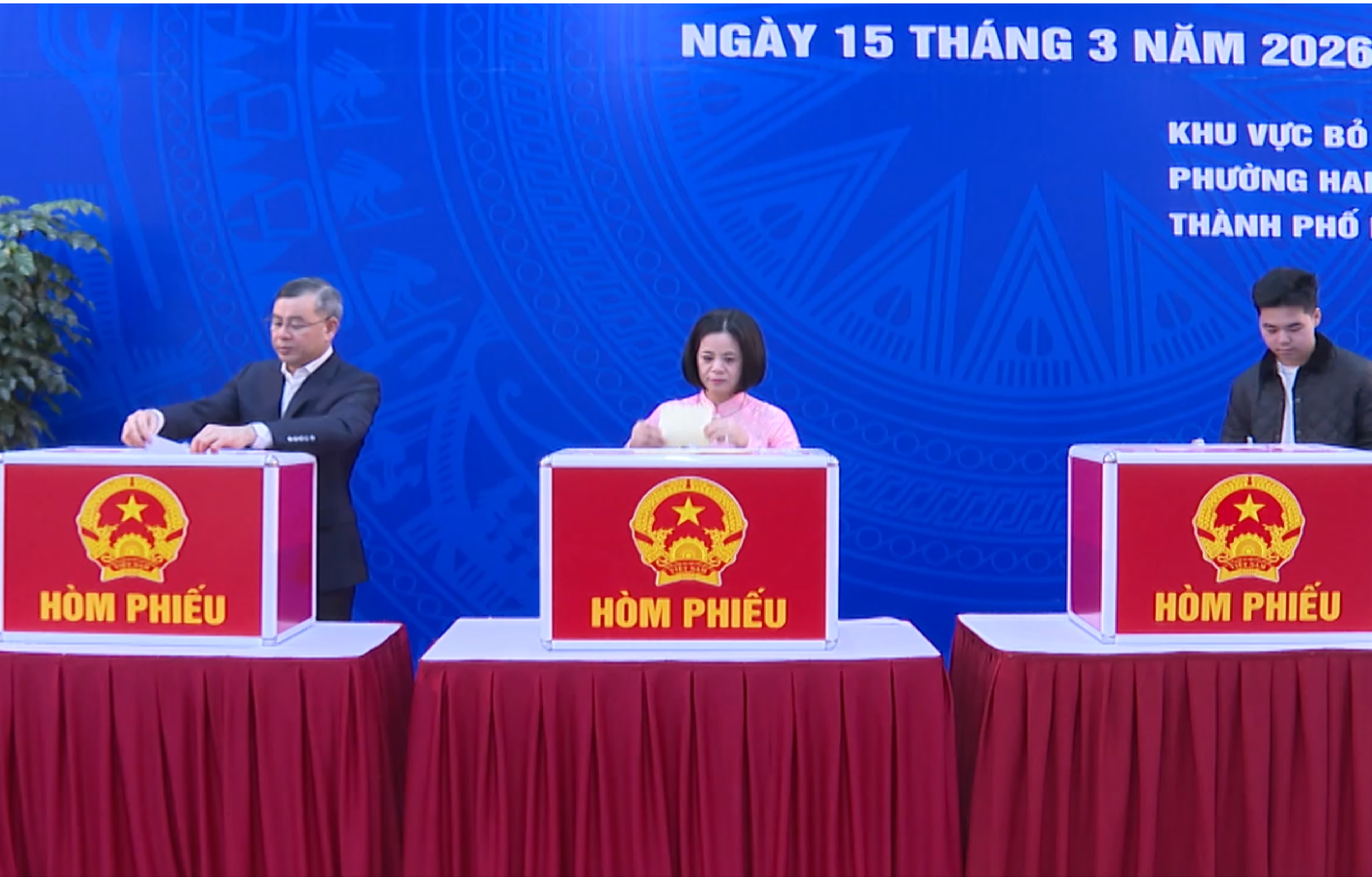 Không khí ngày hội bầu cử 15/3/2026: Cử tri gửi gắm niềm tin vào các đại biểu xứng đáng
