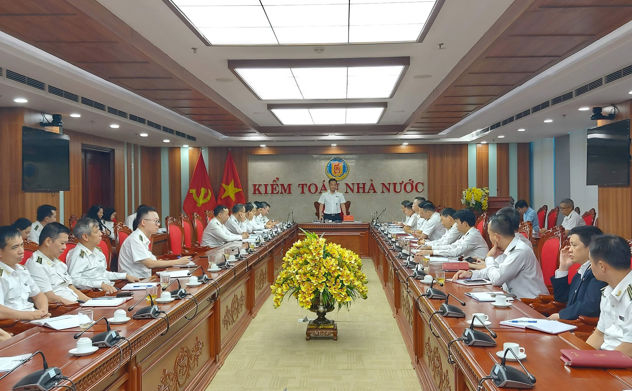 Tổng Kiểm toán nhà nước làm việc với Kiểm toán nhà nước chuyên ngành IV