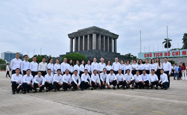 KTNN chuyên ngành III thành kính dâng hương tưởng nhớ Chủ tịch Hồ Chí Minh nhân dịp Quốc khánh 2/9