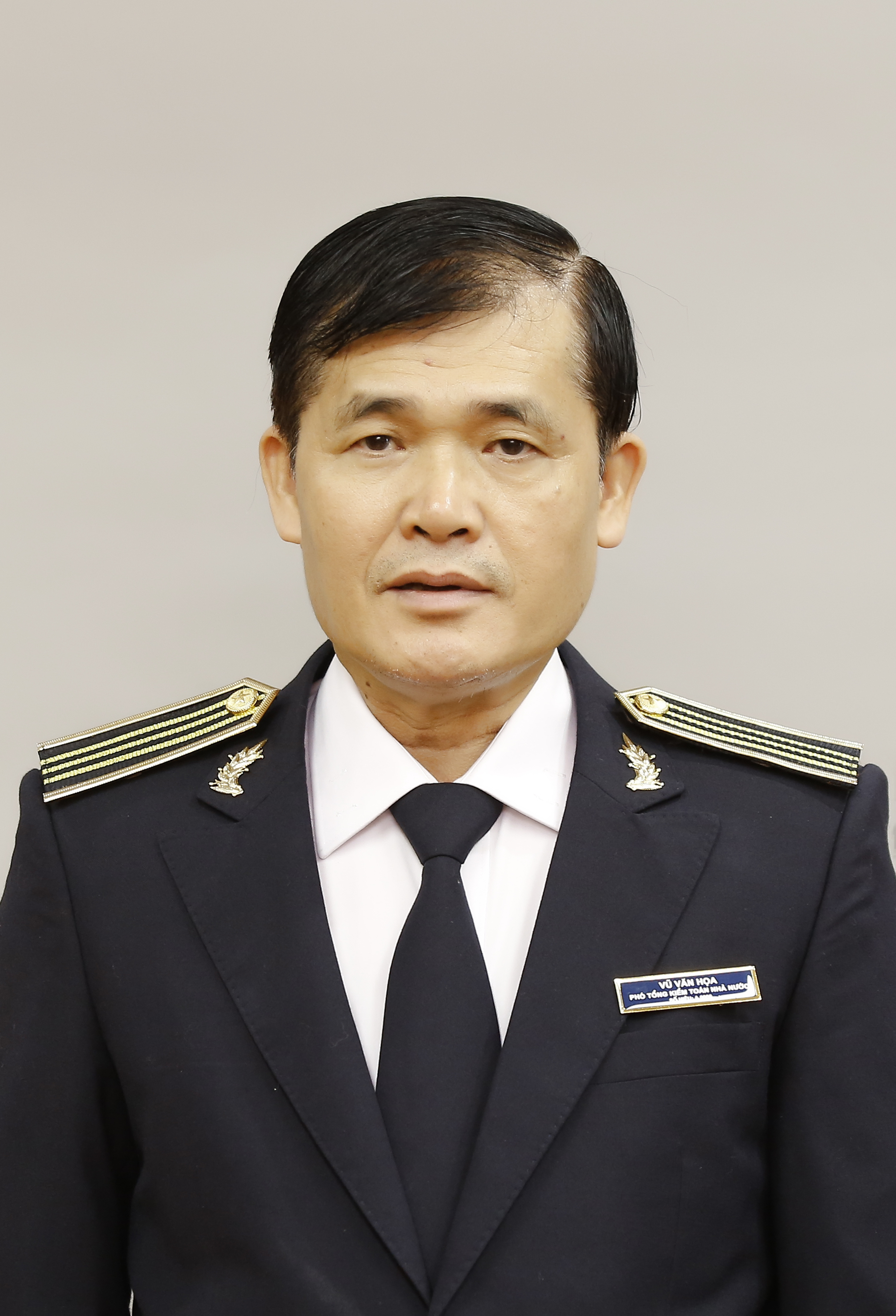ÔNG VŨ VĂN HỌA