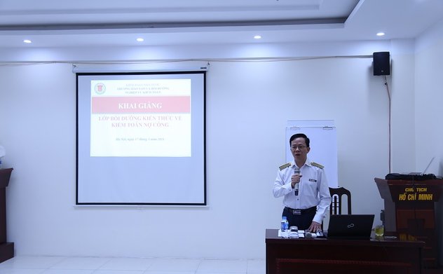 Khai giảng Lớp bồi dưỡng kiến thức về Kiểm toán nợ công