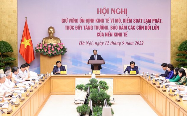Thủ tướng Chính phủ Phạm Minh Chính chủ trì Hội nghị về giữ vững ổn định kinh tế vĩ mô, kiểm soát lạm phát, thúc đẩy tăng trưởng và bảo đảm các cân đối lớn của nền kinh tế