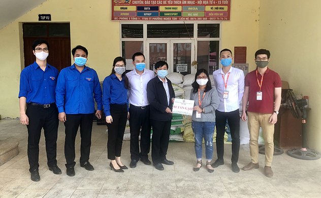 KTNN khu vực I tặng 1 tấn gạo cho ATM gạo miễn phí thành phố Hà Nội