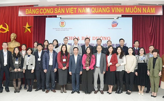 KTNN bồi dưỡng kỹ năng chủ trì, điều phối hội nghị quốc tế