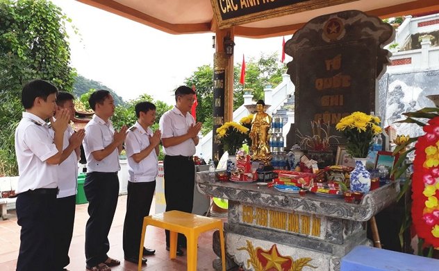 KTNN chuyên ngành IV dâng hương tưởng niệm các Anh hùng liệt sỹ tại Vị Xuyên, Hà Giang