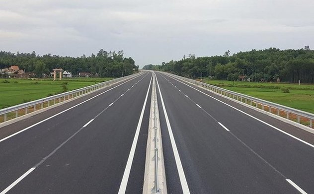 Đẩy nhanh tiến độ triển khai các dự án trọng điểm quốc gia